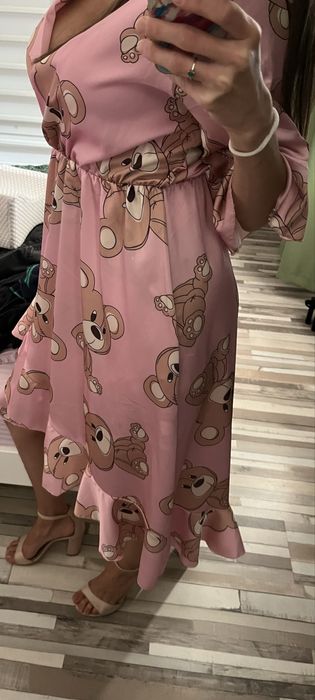 Rochie roz trandafiriu