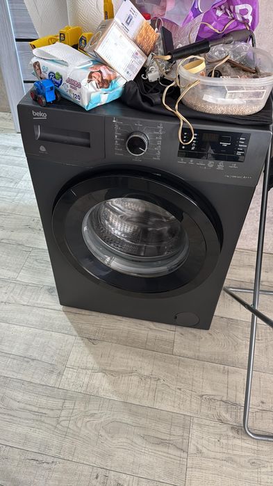 Продам Качественную Стиральную машинку на 7 кг