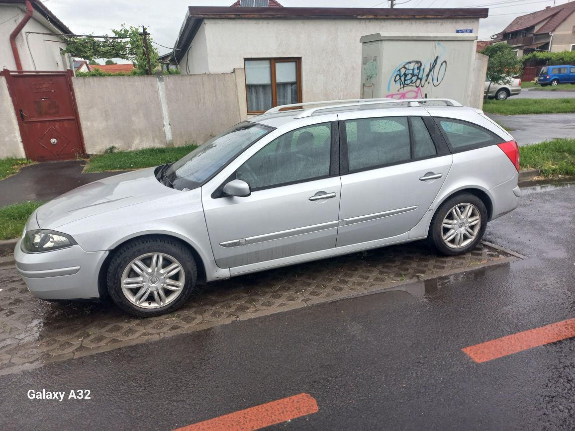 Vând Renault Laguna 2.0 dci 150 cp