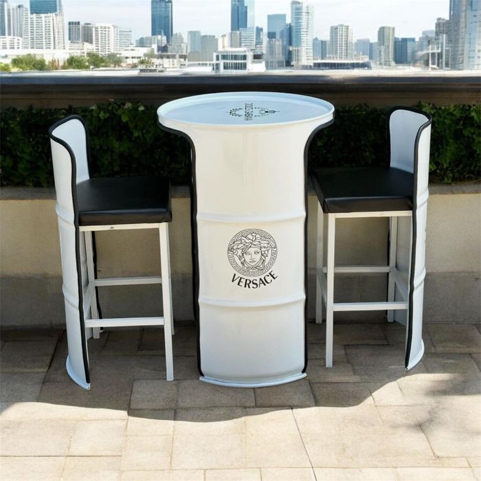 Mobilier industrial metalic din butoaie un nou look elegant la moda