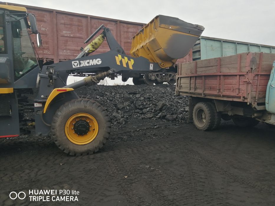 Доставка угля, шебня песка.