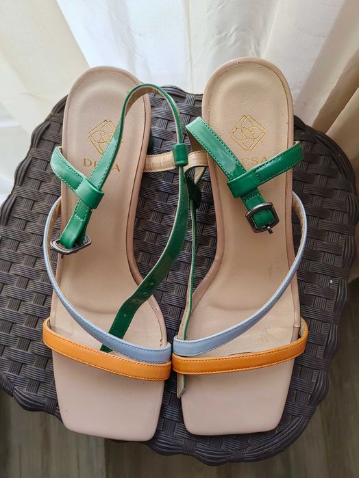 Дамски обувки в перфектно състояние