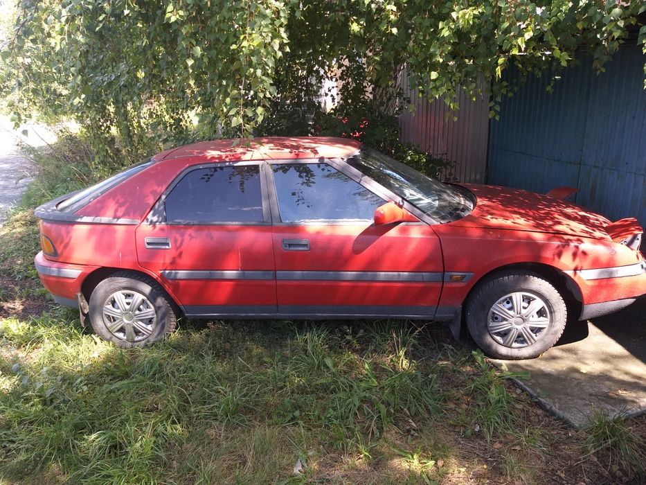 Продам Мазду 323