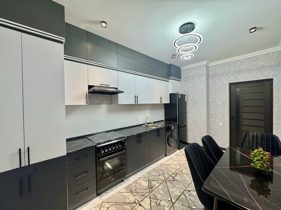 3х комнатная квартира, на 4 этаже. Смарт сити.