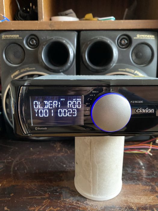 CLARION FZ502E - УНИКАТ - BLUETOOTH, USB, Радио плеър за кола сд cd