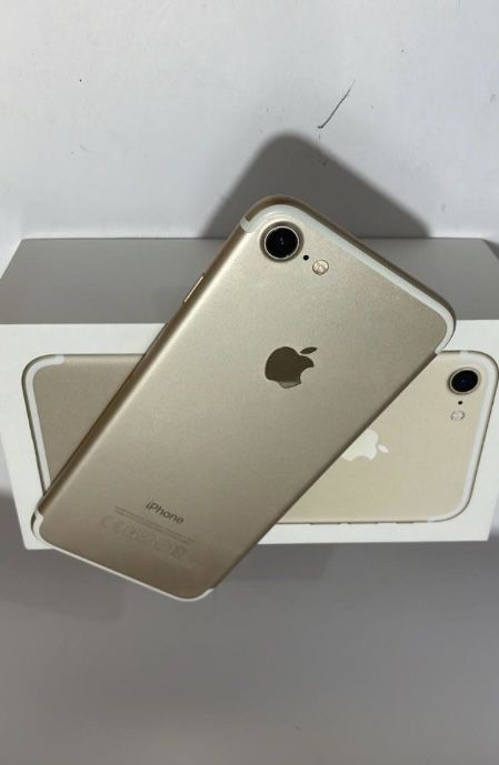 Продам IPhone 7 32G 100% Gold в идеальном состянии все работает