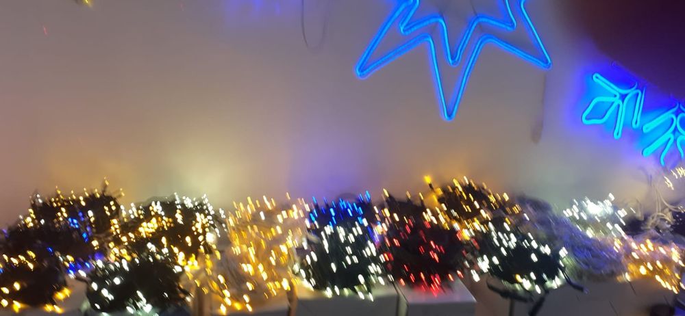 Ornamente luminoase led pentru sărbători