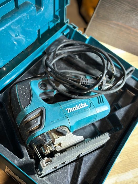 MAKITA pendular, fierăstrău, șoricel Nou