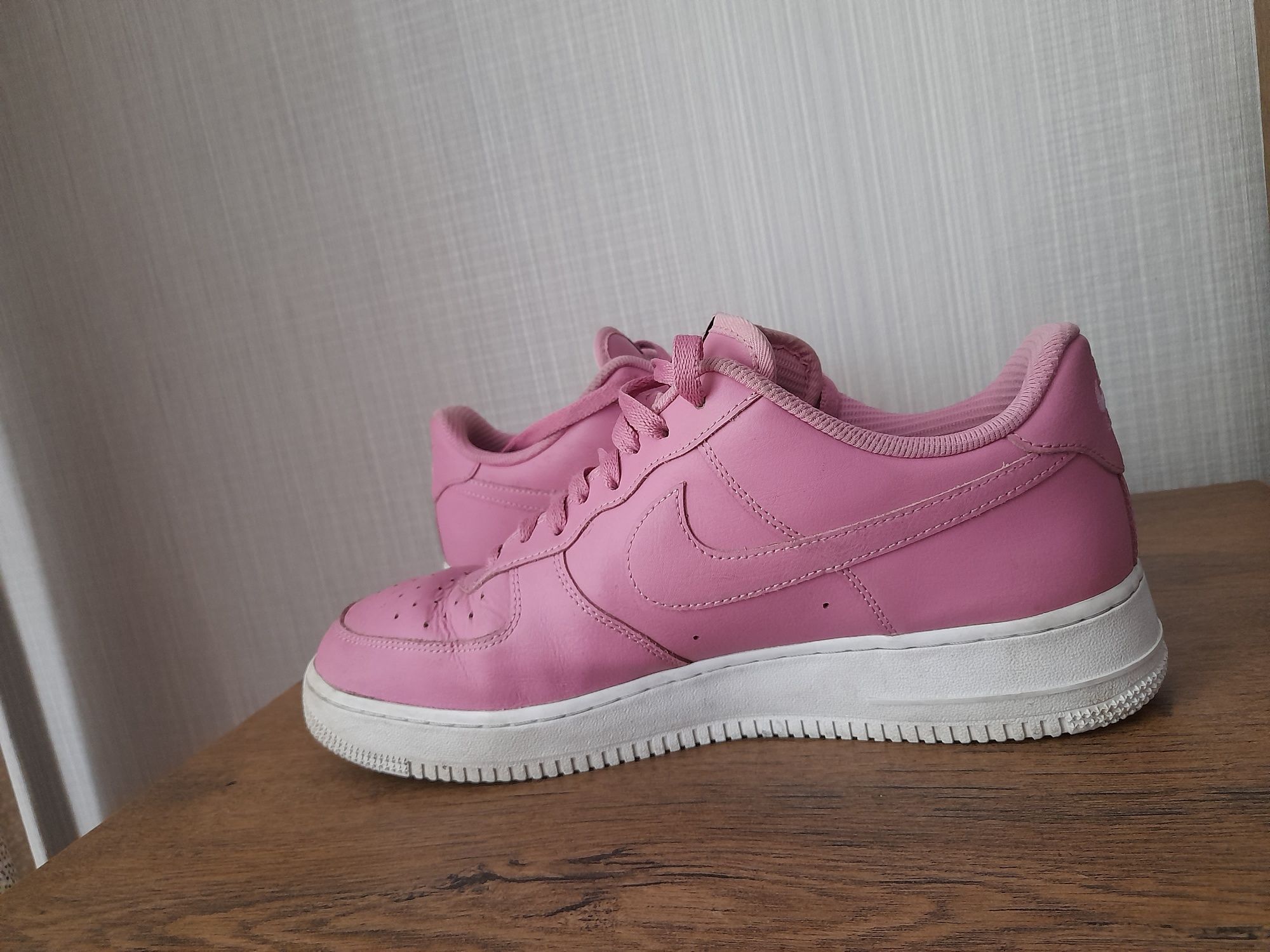 Nike Air force 1 кецове 45 номер.