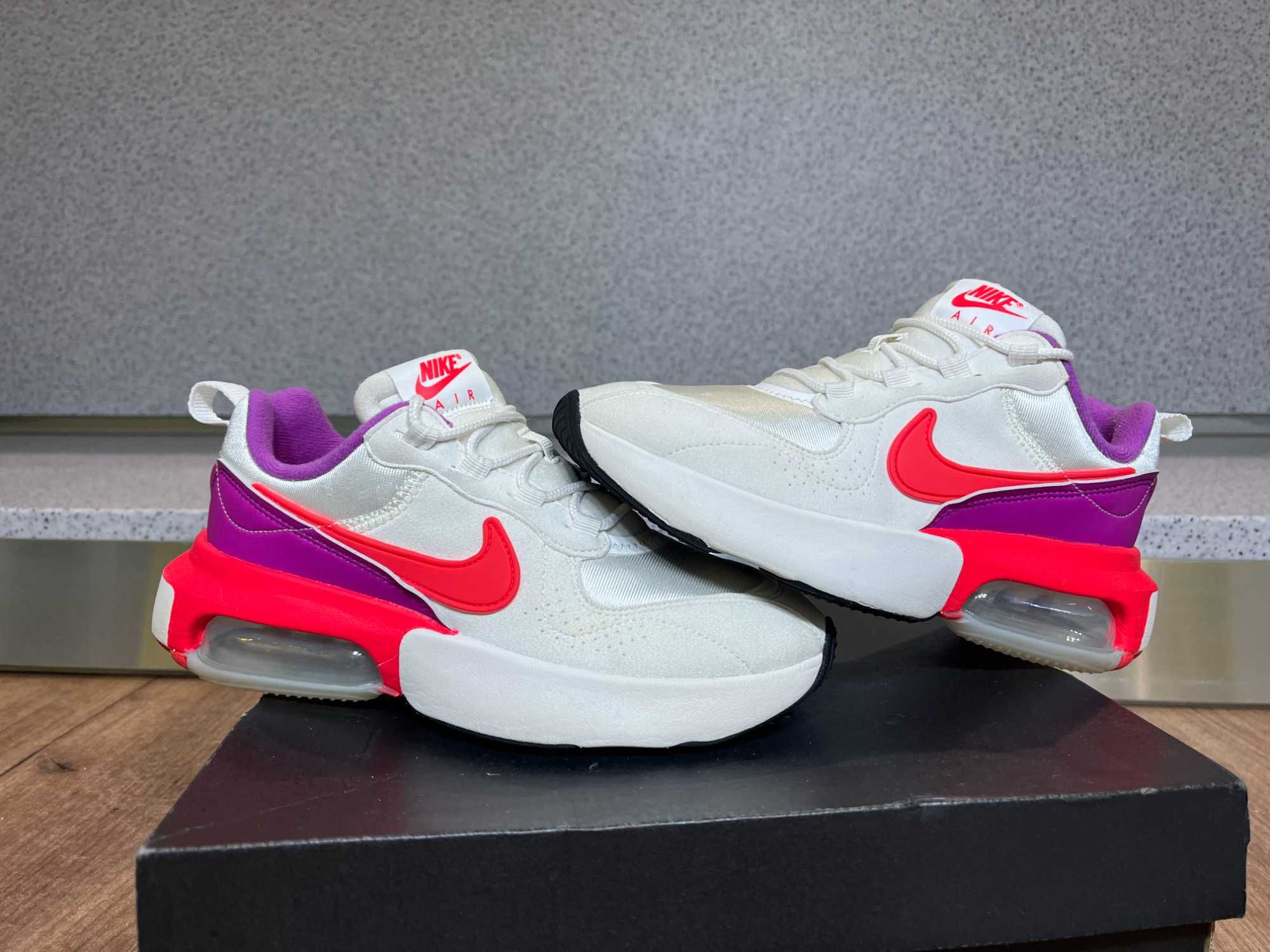 ОРИГИНАЛНИ *** Nike Air Max Verona Summit White/Laser Crimson