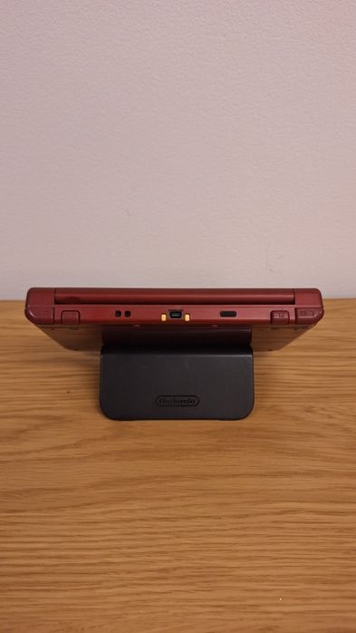 New Nintendo 3DS XL – Modat + 440 Jocuri: Mario, Pokémon, Zelda, etc.