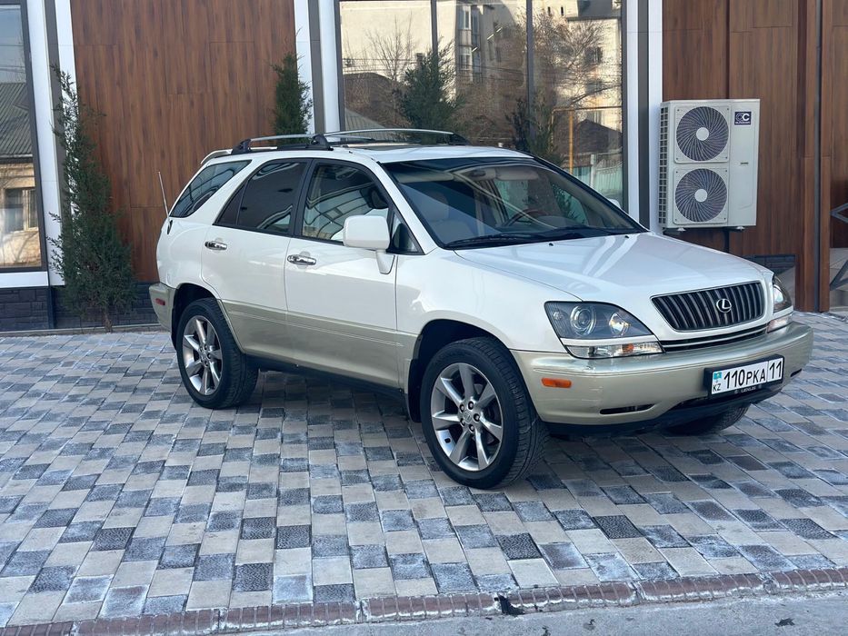 лексус rx300, в отличном состояний