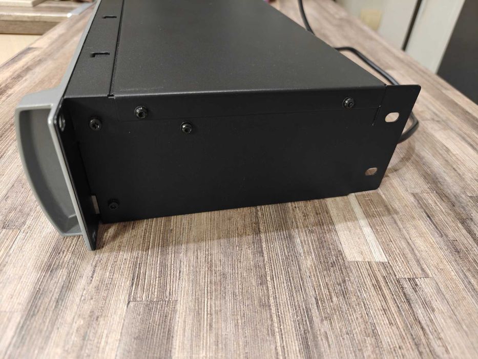 Crown XLS 1000 крайно стъпало