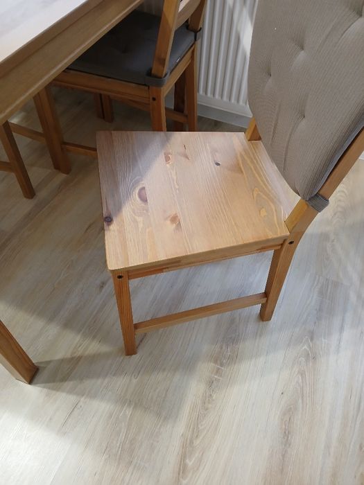 Masa bucătărie + 4 scaune