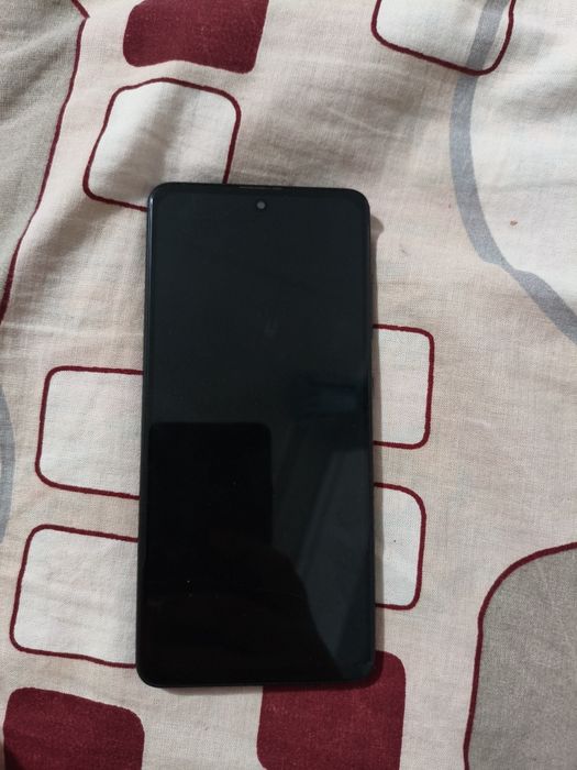 Samsung A51 64gb состояние более менее