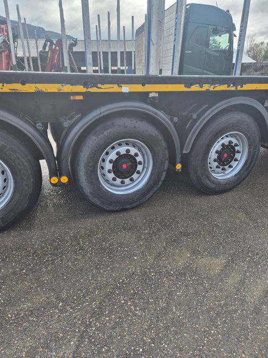 Semiremorca Pavic..transport forestier..lemne..bustean