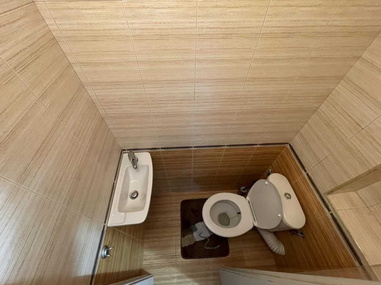 Тристаен апартамент в Каменица 1