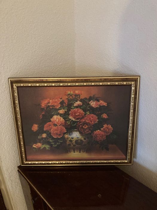 Vând tablouri de colecție.