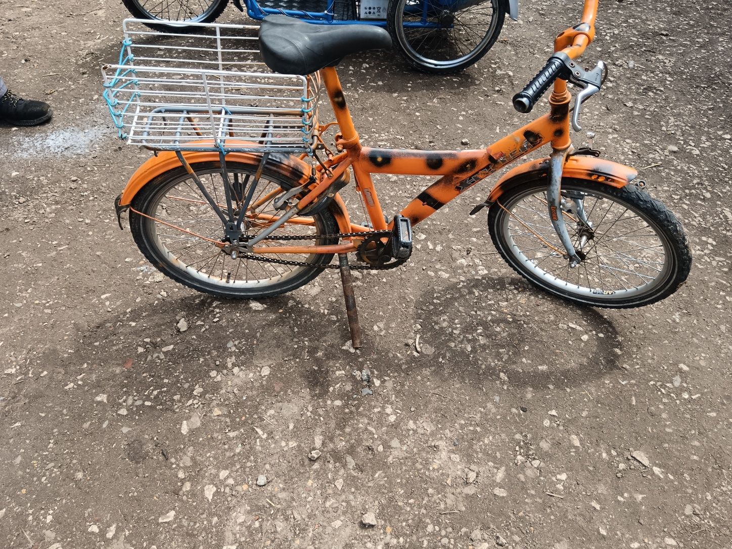 Vând bicicletă în stare bună