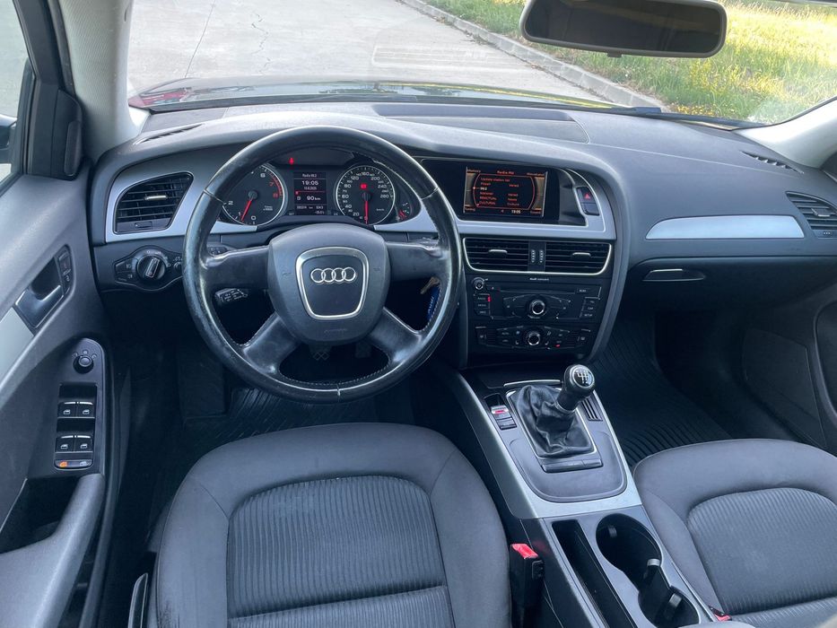 Audi A4 B8 / an 2009 / motor 1.8 / Proprietar