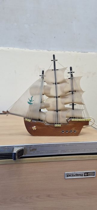 Лампа кораб винтич