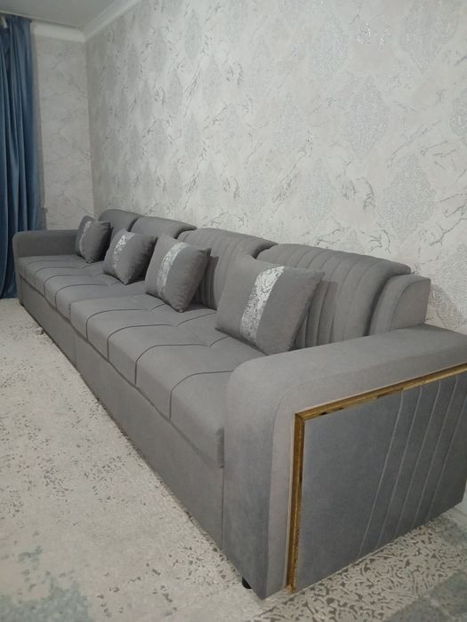 Диван 4 метр почти новый 140.000т
