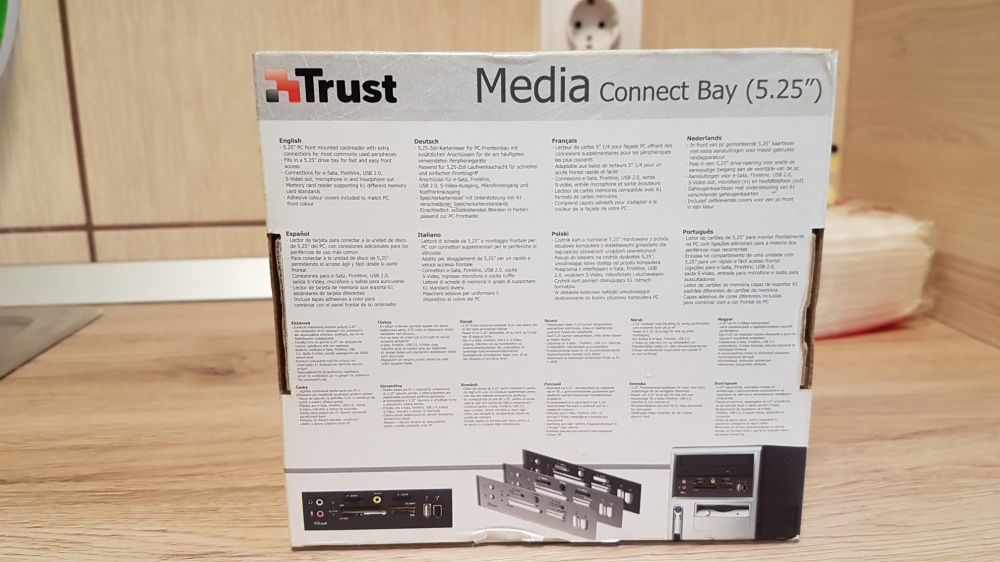 Trust 5.25" media connect bay cr-3600 usb extention