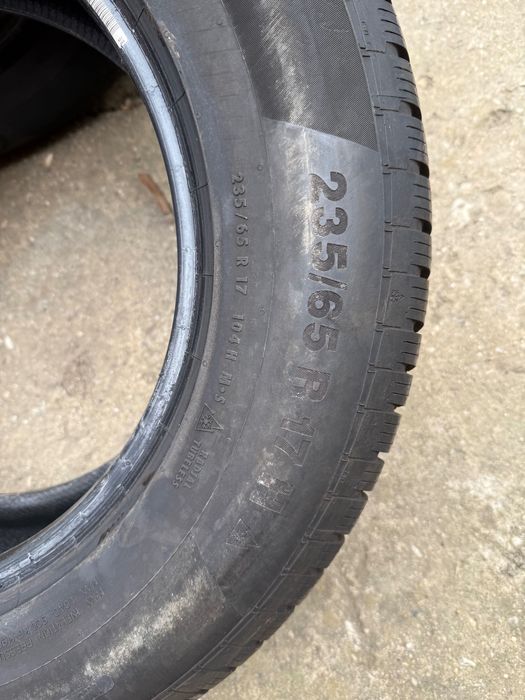 Anvelope de Iarna Continental 235/65R17 104H