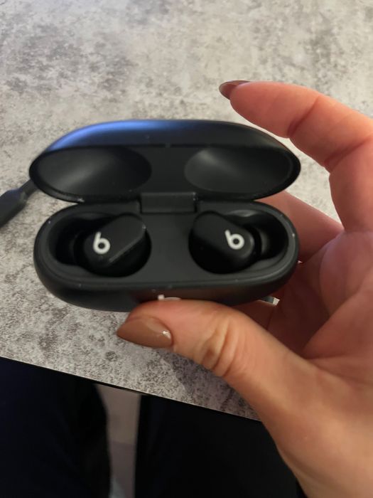 Безжични слушалки Beats by Dre - Studio Buds