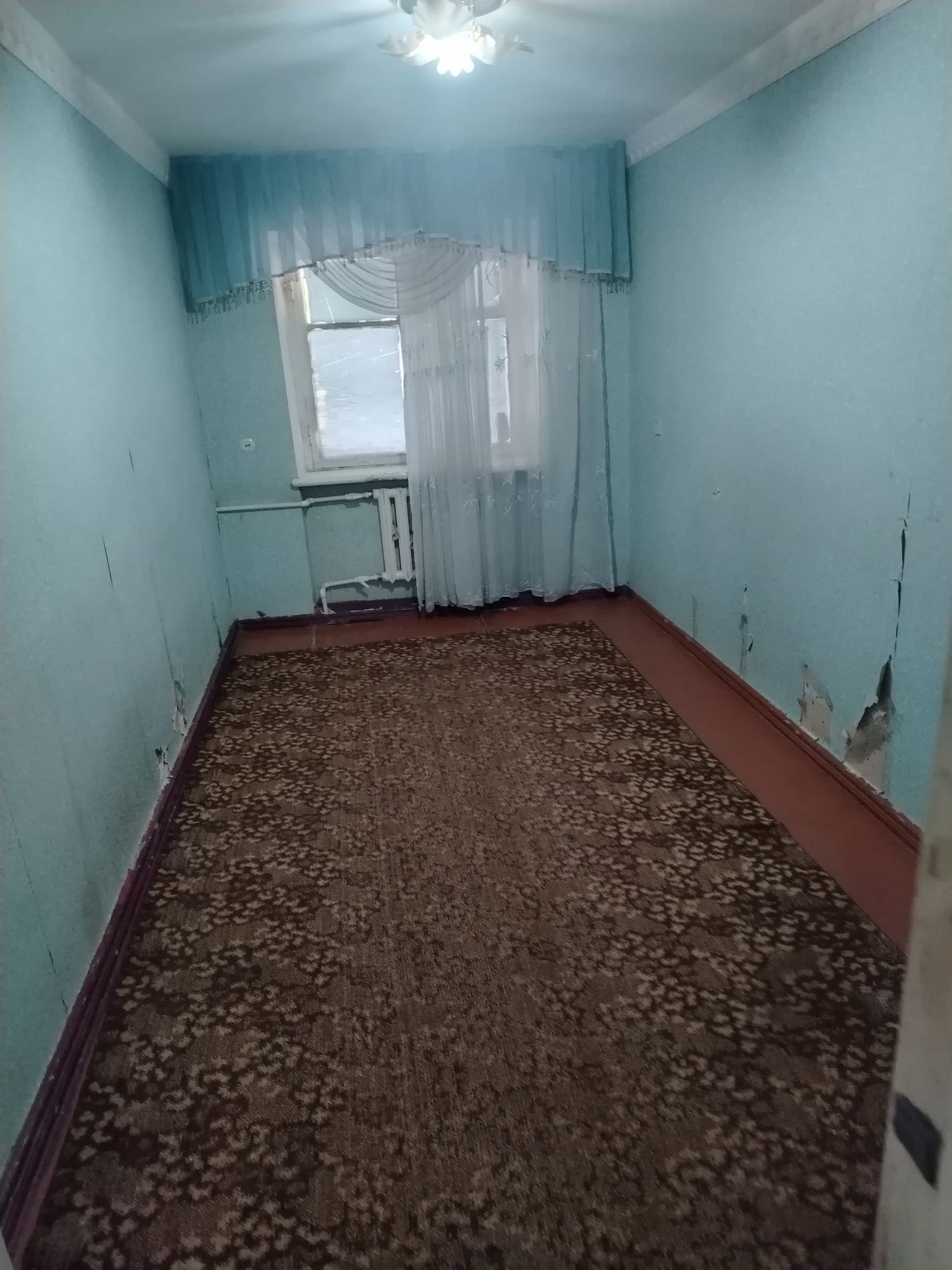 Продаётся 3 ком дом улица Элбек  1,4  соток