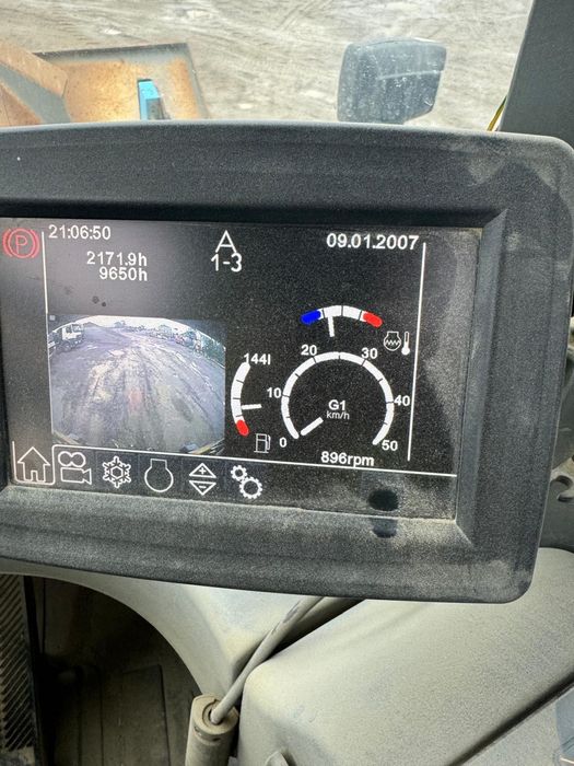 Incarcator frontal Hitachi ZW370