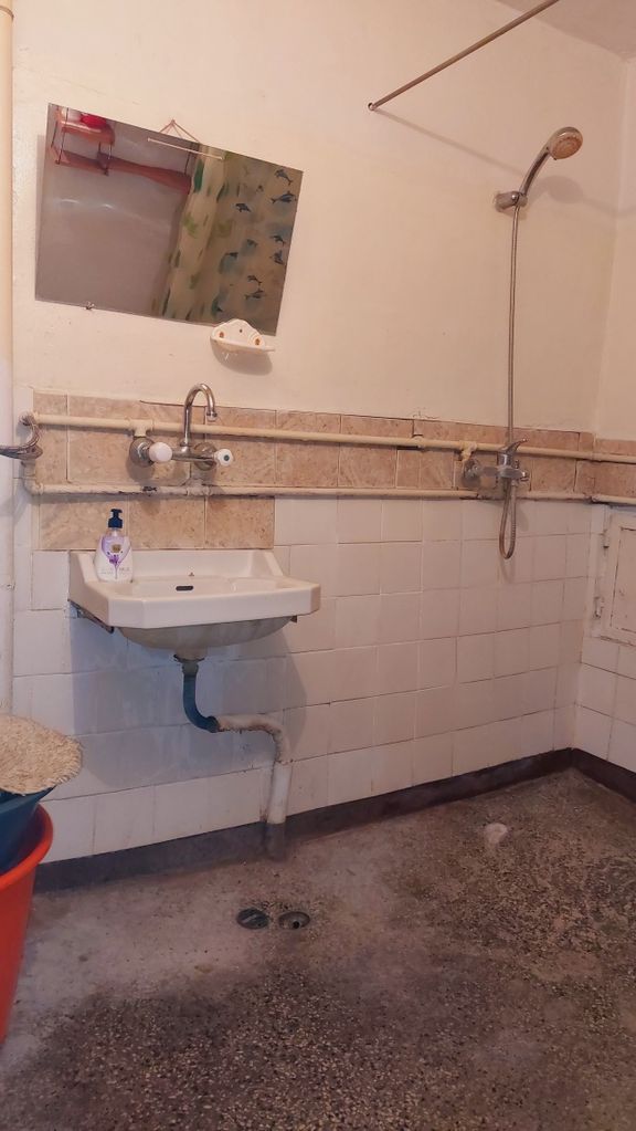 Продава се Тристаен апартамент в Разград, Лудогорие - 85 кв.м за 810 €/кв.м - Снимка #3