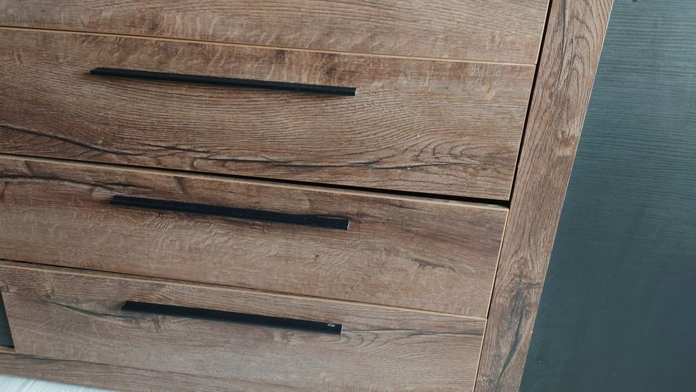 Скрин с чекмеджета