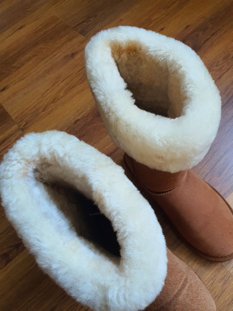 Cizme de iarna stil UGG