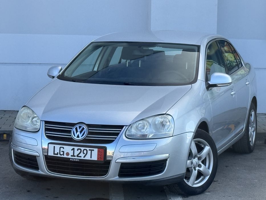 Volkswagen Jetta 1.6 MPi 102CP
