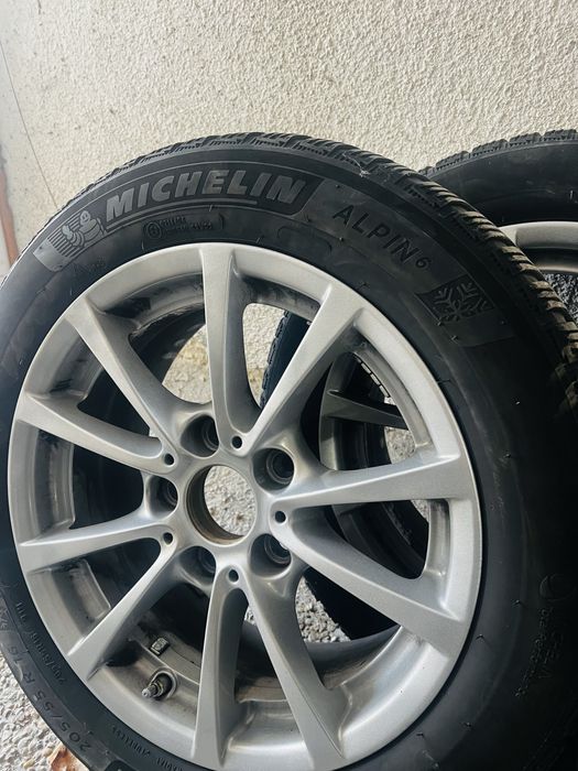 BMW  Джанти + зимни гуми  205/55/16