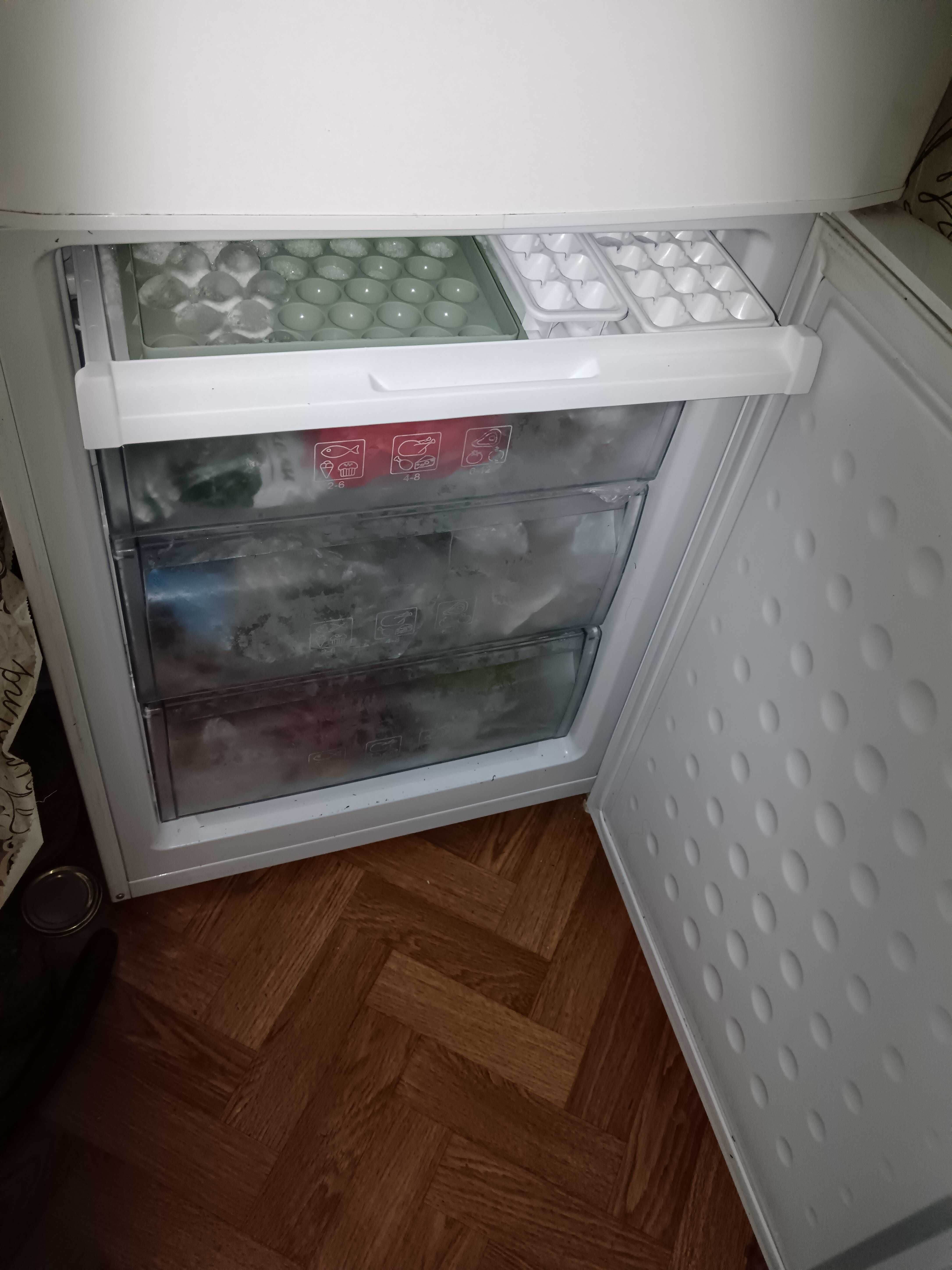 Хладилник с фризер  Beko