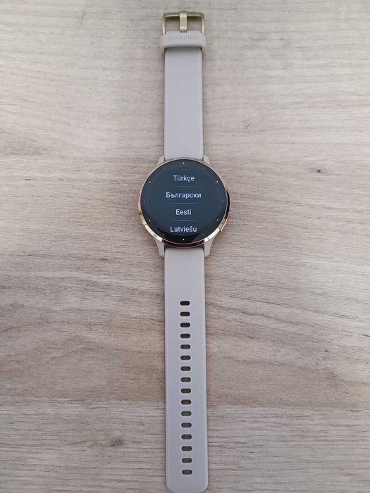 Нов смарт часовник Garmin - Venu 3S, 41 mm, 1.2'', Sage Grey/Silicone