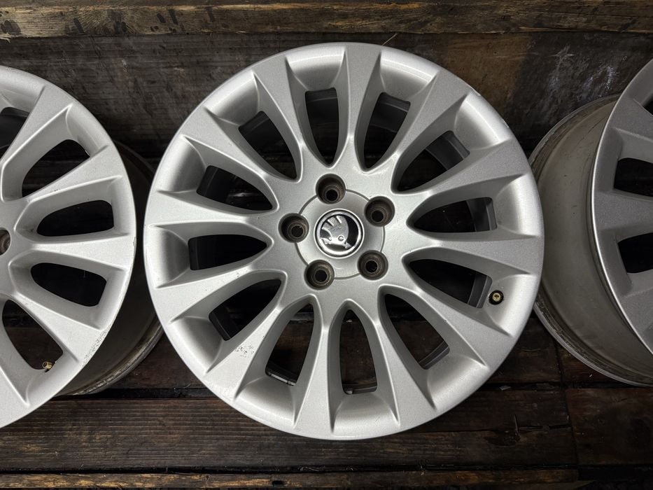 Jante 5x112 Skoda octavia superb originale 17