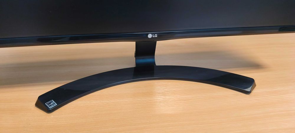 монитор LG 24MP68VQ-P