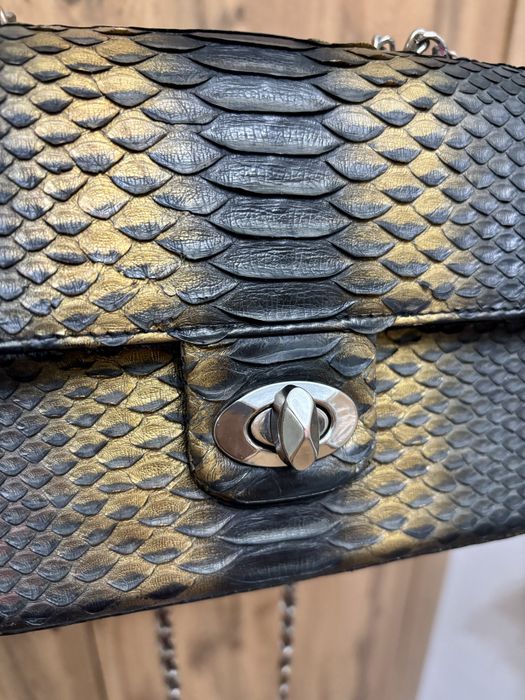 Сумка из натуральной кожи питона , кожа в идеальном состоянии