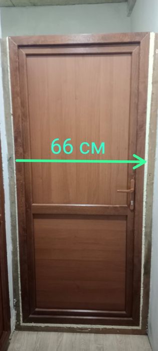 Продам пластиковые двери