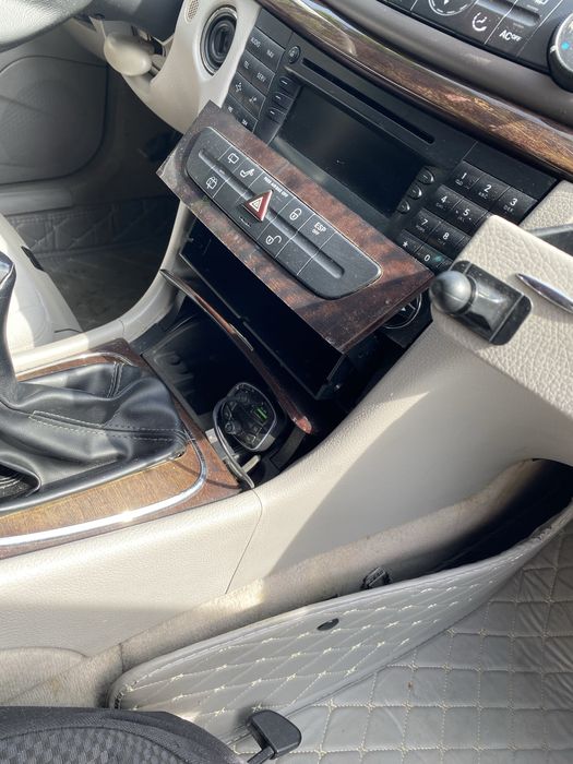 Mercedes W211 E200 Kompressor cu GPL