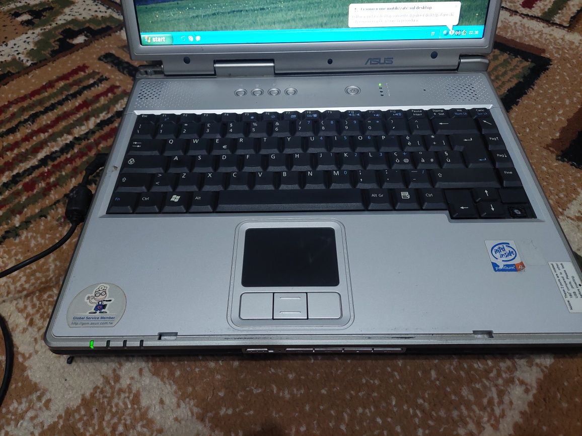 Laptop pentru piese schimb second-hand