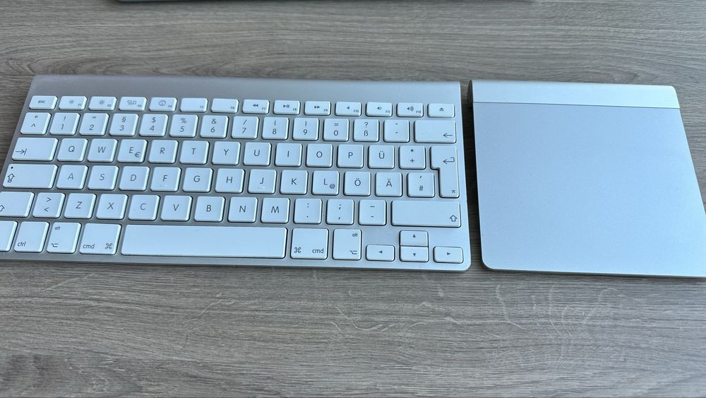 Apple magic keyboard, trackpad