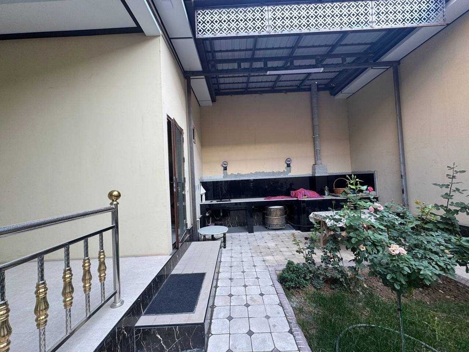 Сергели.Султонобод махалляси. 2 сотихда 6 хонали зор уй сотаман