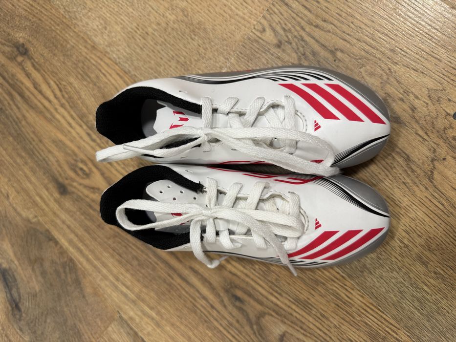 Бутонки Adidas Messi