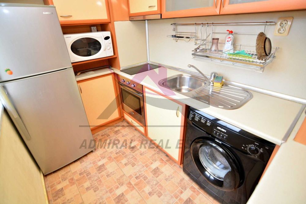 Дава се под наем Тристаен апартамент в Варна, Лятно кино Тракия - 80 кв.м за 613 € - Снимка #1