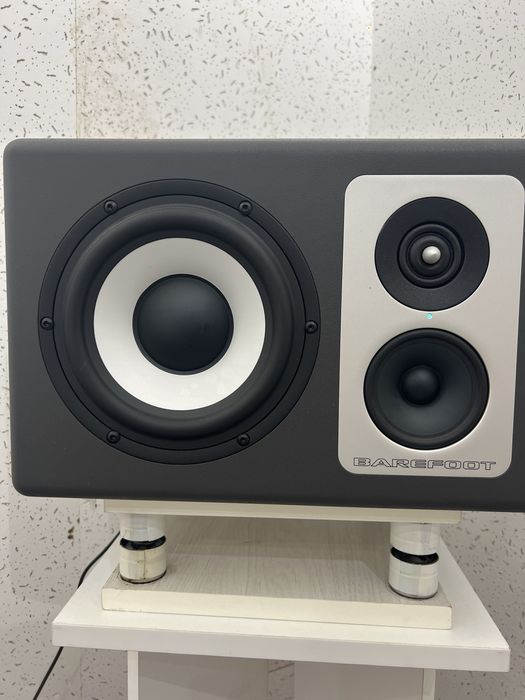 Barefoot footprint 03