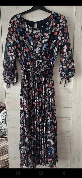 Rochie eleganta.